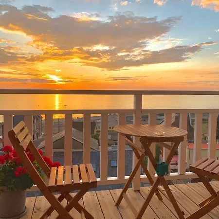 L'eglantine Bord De * Ault