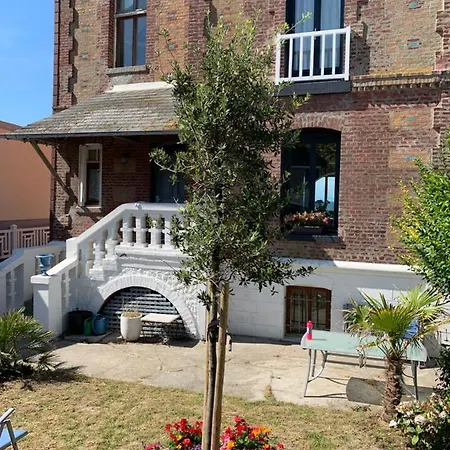 Villa L'eglantine Bord De *